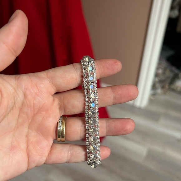 4/$100 AB boralis Elegant Silver Crystal Bracelet 7.5 inches 👰 - Picture 7 of 8